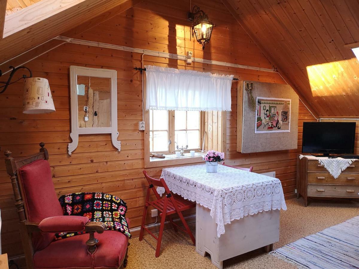 Haugtun Gardspensjonat Og Leiligheter Nordre Land ภายนอก รูปภาพ