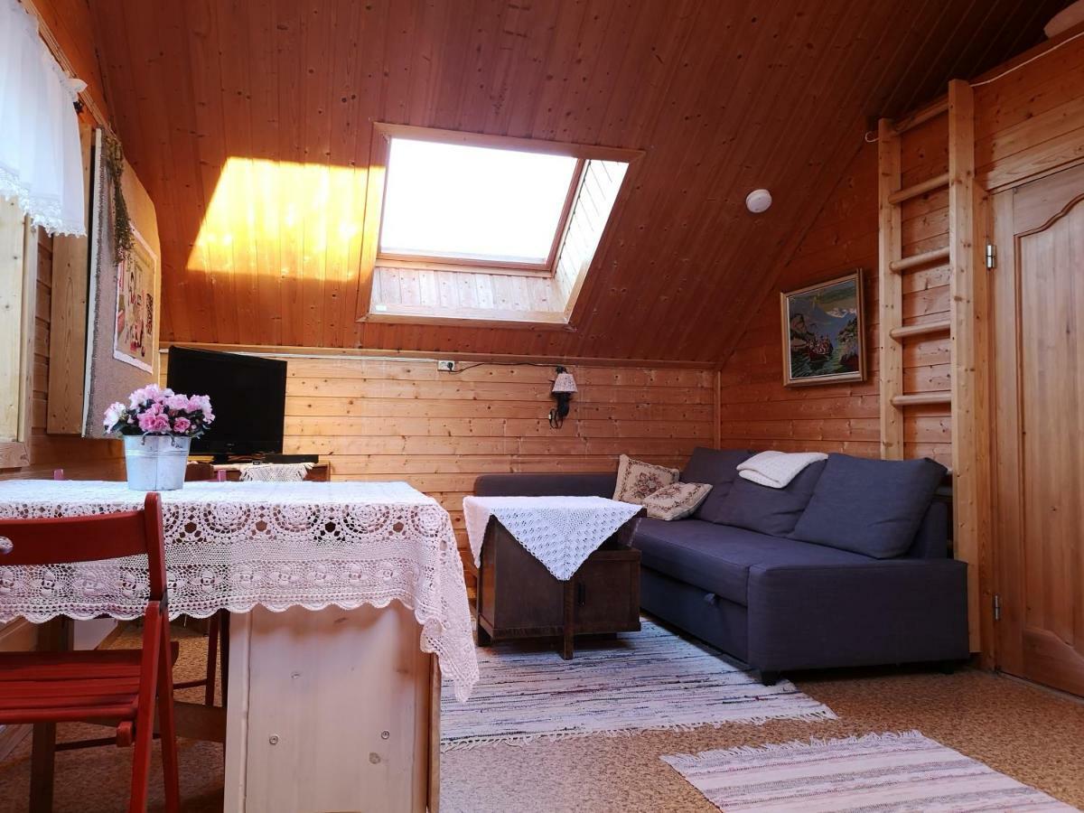 Haugtun Gardspensjonat Og Leiligheter Nordre Land ภายนอก รูปภาพ