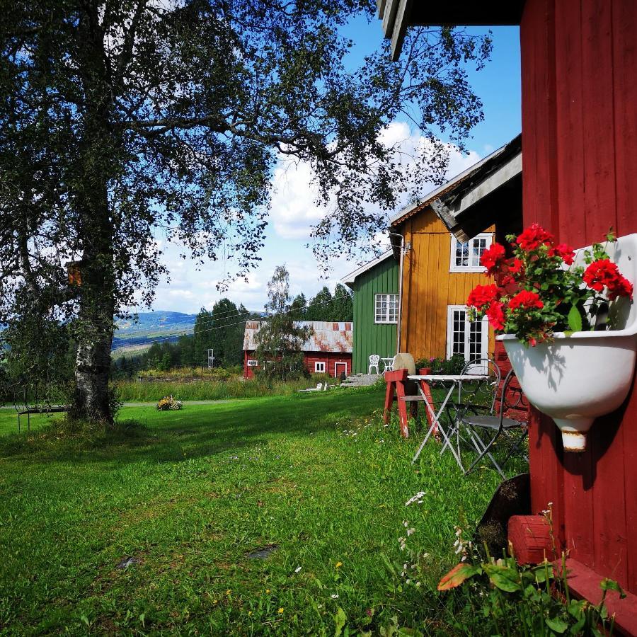 Haugtun Gardspensjonat Og Leiligheter Nordre Land ภายนอก รูปภาพ